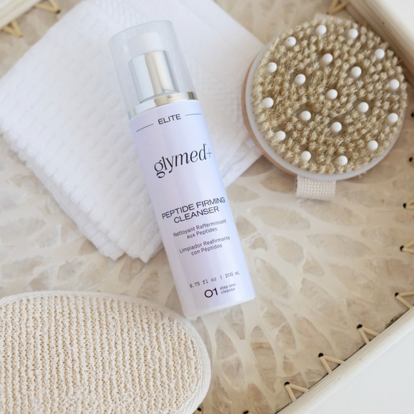 ▫️Glymed Plus▫️ Skincare at your fingertips! - Picture 2 of 14